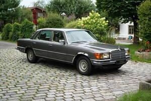 Gebraucht Mercedes 450 286 PS (210 kW) 1976 Grau Limousine