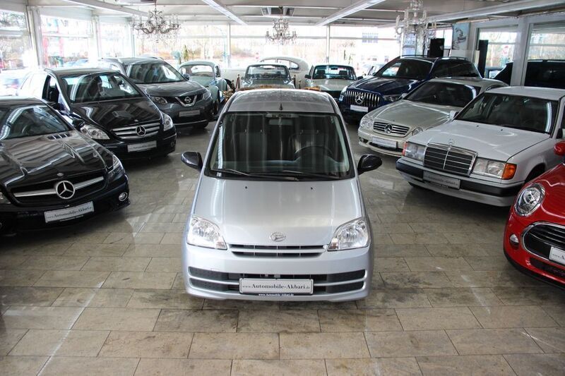 Grau Gebraucht 2006 Daihatsu Cuore Plus Kleinwagen | 1.850 € (Fairer Preis) - Bild 1/4
