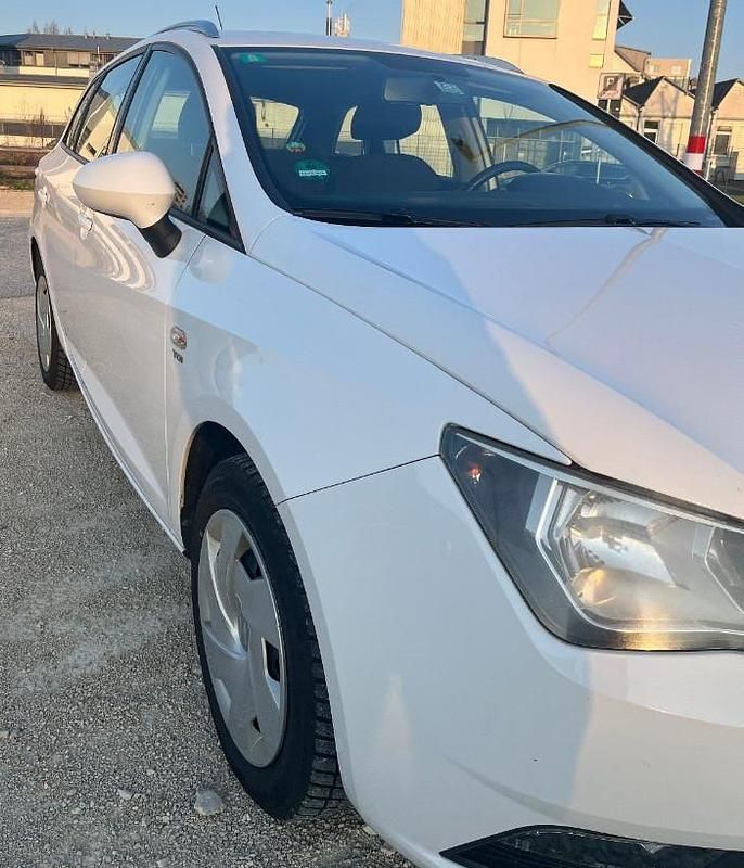 Gebraucht Seat Ibiza ST 105 PS (77 kW) 2012 Weiß Kombi