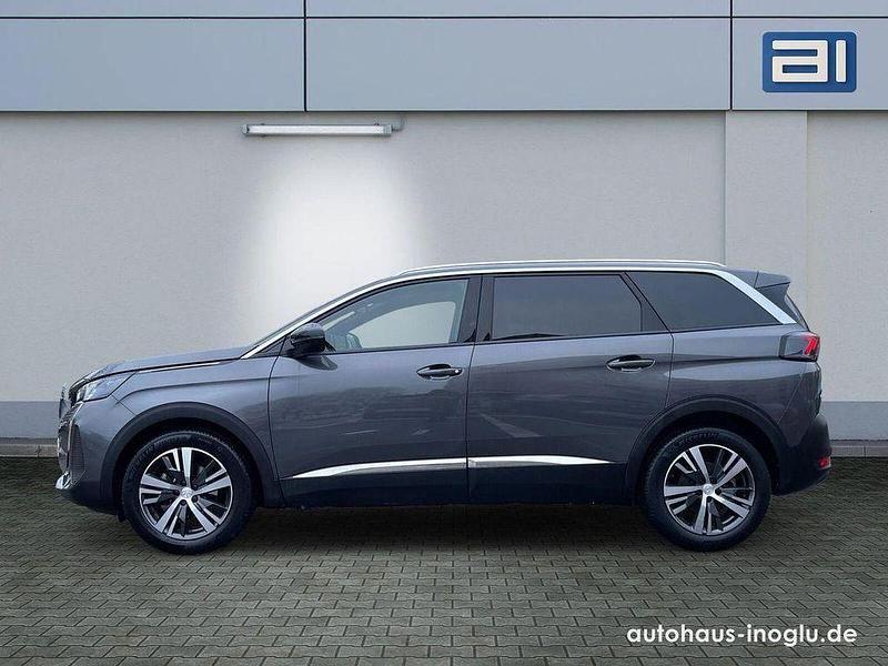 Gebraucht Peugeot 5008 Allure 131 PS (96 kW) 2024 Platiniumgrau SUV