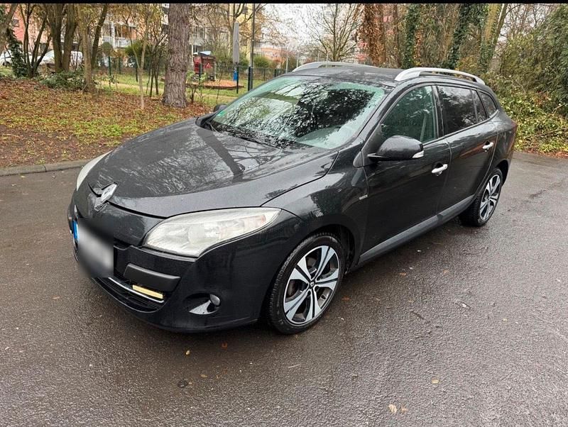 Gebraucht Renault Mégane GrandTour 131 PS (96 kW) 2011 Schwarz Kombi