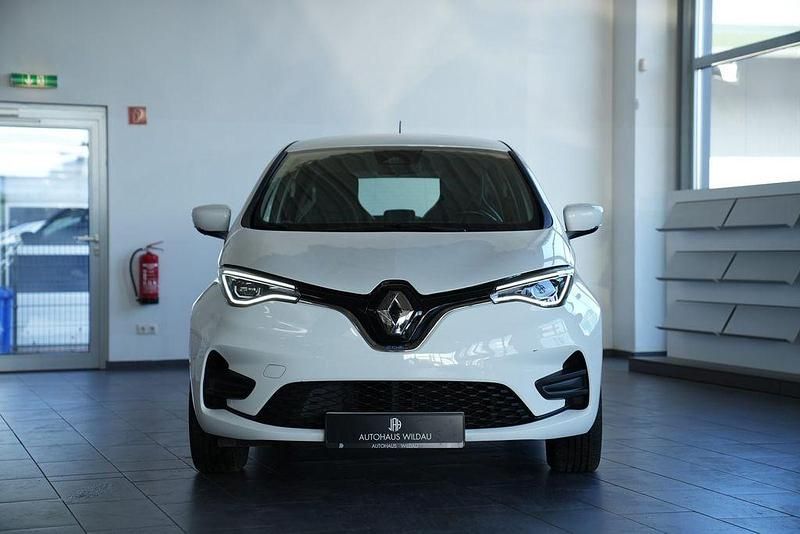Gebraucht Renault Zoe Experience 50 kW (69 PS) 2021 Gletscherweiss Kleinwagen