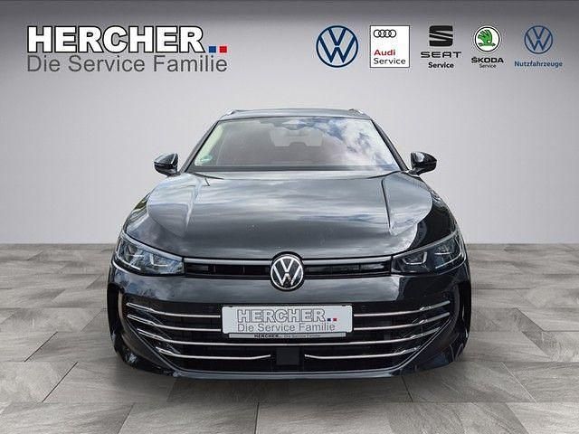 Gebraucht VW Passat Elegance 150 PS (110 kW) 2025 Schwarz Limousine