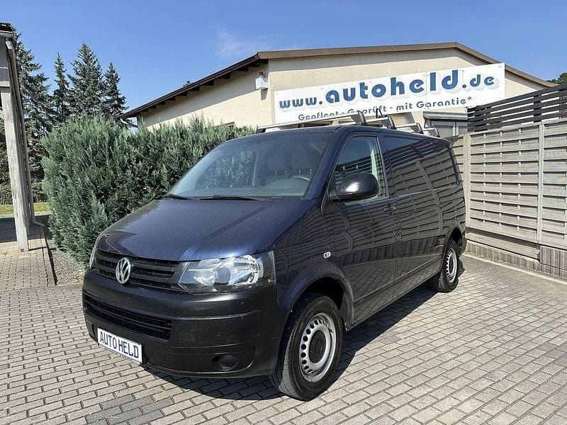 Blau (metallic) Gebraucht 2013 VW T5 Van | 6.950 € - Bild 1/4