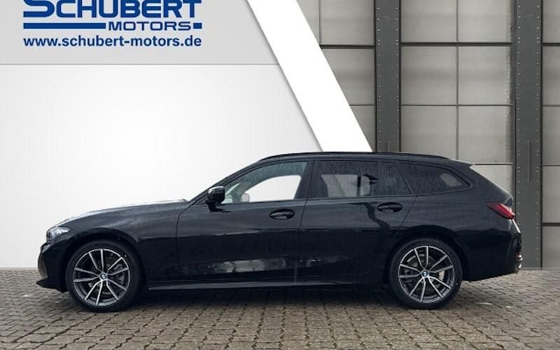 Neu BMW 320 Shadowline 190 PS (139 kW) 2025 Schwarz Kombi