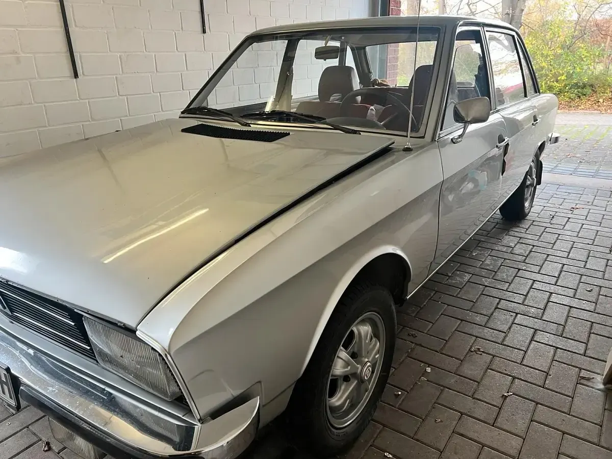 Gebraucht VW K70 90 PS (66 kW) 1972 Silber Limousine