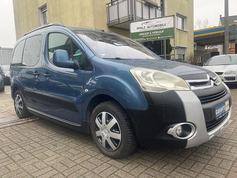 Blau Gebraucht 2009 Citroën Berlingo XTR Van / Kleinbus | 4.990 € (Fairer Preis) - Bild 1/4