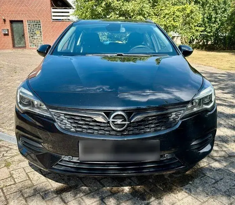 Gebraucht Opel Astra 122 PS (89 kW) 2021 Schwarz Kombi