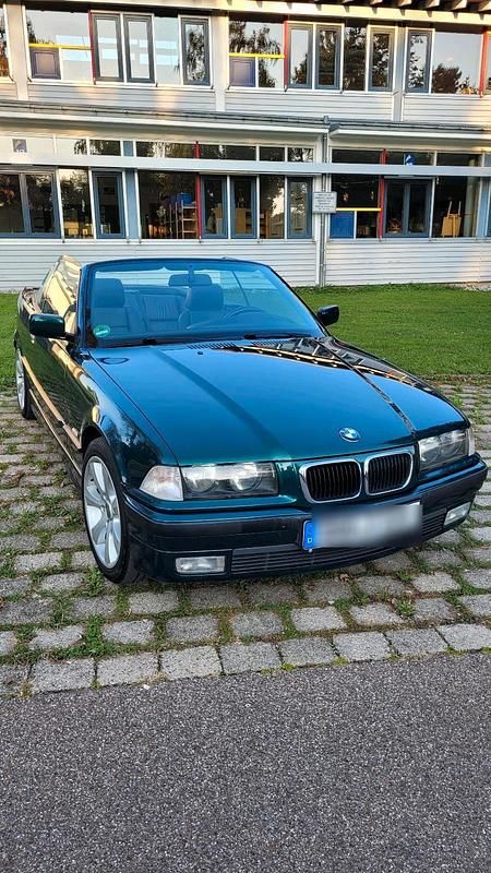 Grün Gebraucht 1997 BMW 320 Cabriolet Cabrio | 7.900 € (Guter Preis) - Bild 1/4