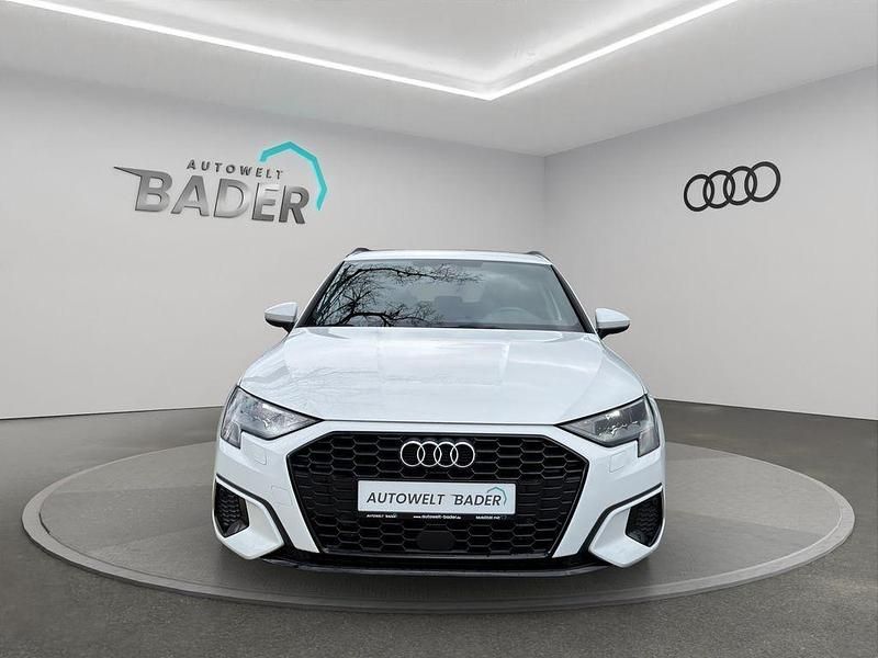 Gebraucht Audi A3 Advanced 150 PS (110 kW) 2022 Weiß Limousine