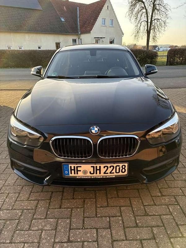 Gebraucht BMW 118 Advantage 150 PS (110 kW) 2017 Schwarz Kleinwagen