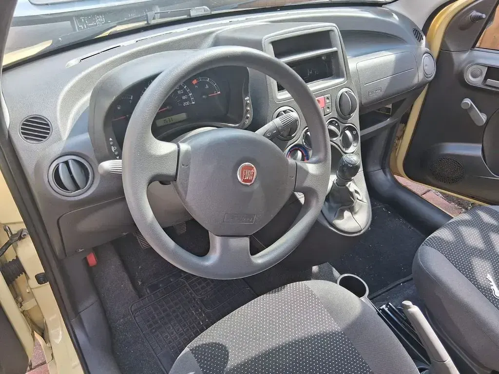 Gebraucht Fiat Panda 54 PS (39 kW) 2009 Gelb Kleinwagen