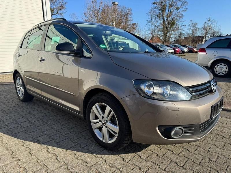 Gebraucht VW Golf Plus Cross 122 PS (89 kW) 2012 Braun Van / Kleinbus
