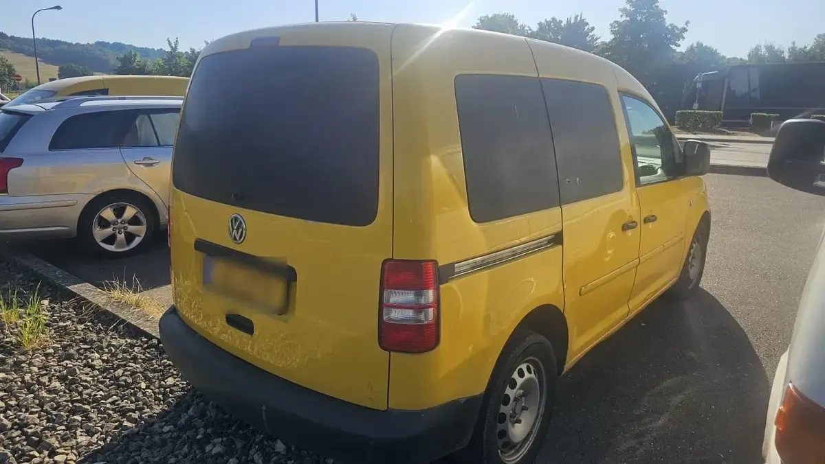 Gebraucht VW Caddy 140 PS (102 kW) 2014 Gelb Van / Kleinbus