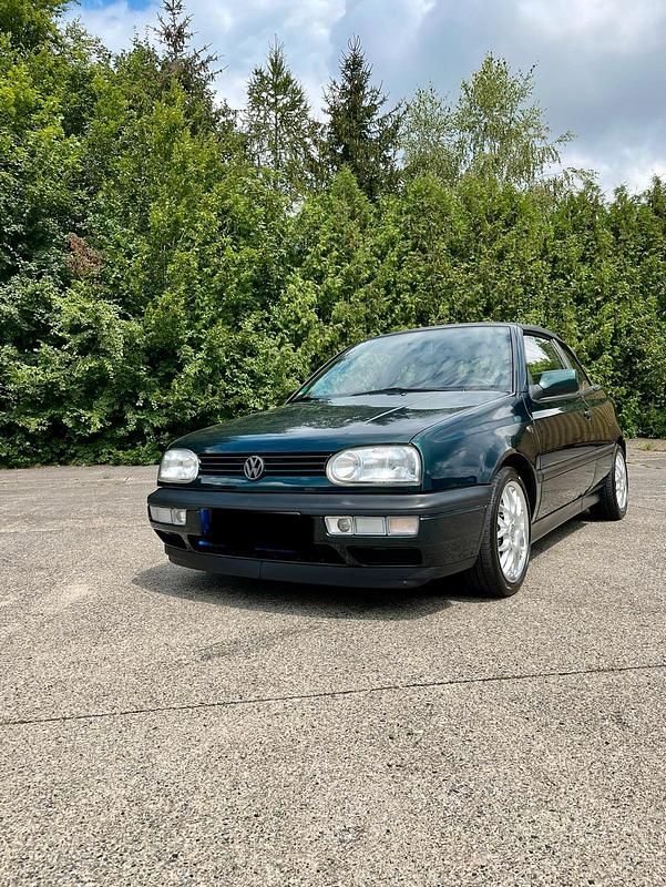 Grün Gebraucht 1996 VW Golf Cabriolet Cabrio | 8.000 € - Bild 1/4
