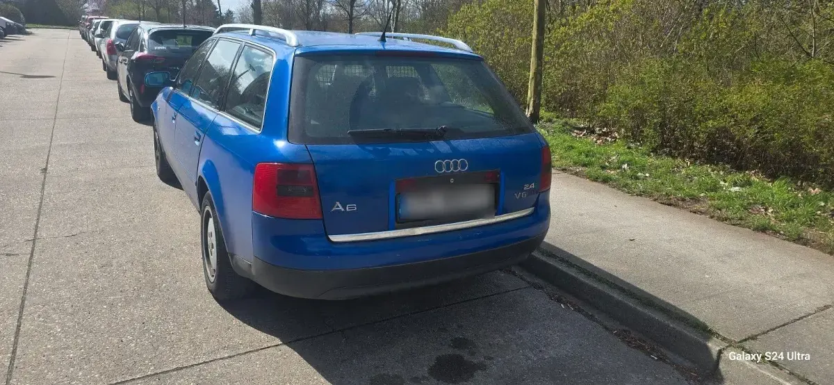 Brugt Audi A6 165 HK (121 kW) 1998 Blå Stationcar