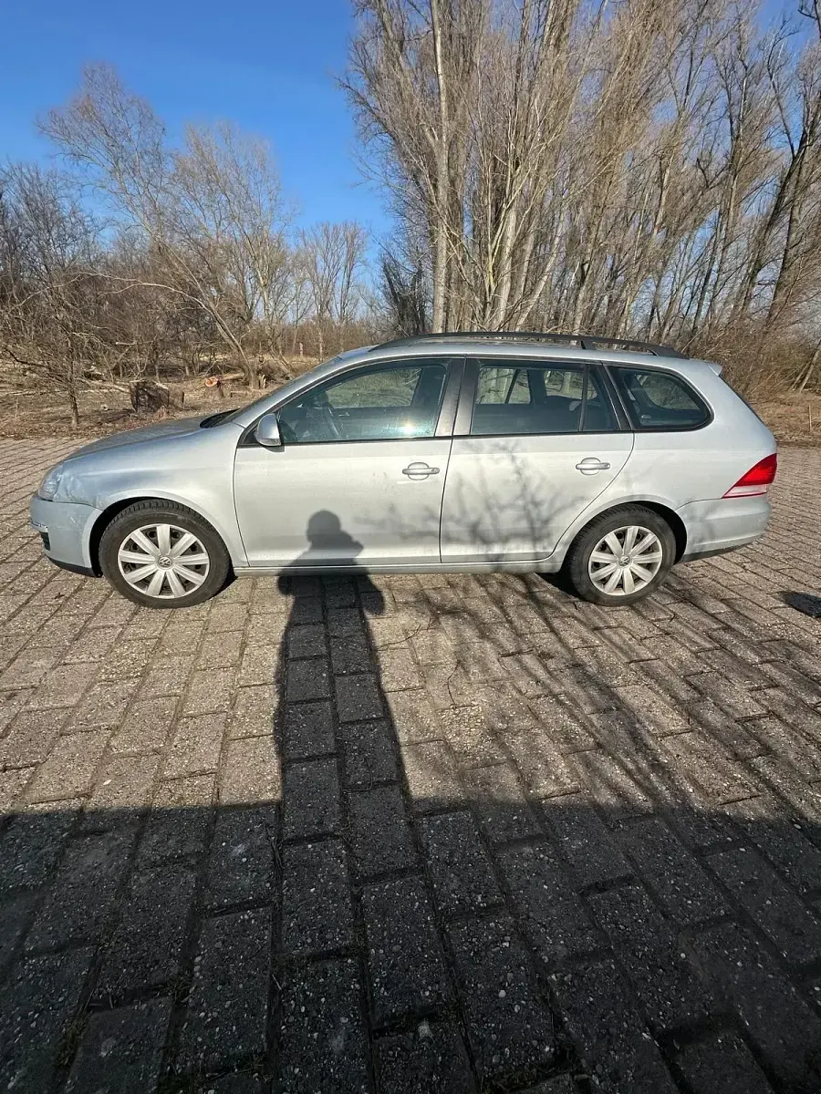 Gebraucht VW Golf V 105 PS (77 kW) 2009 Grau Kombi