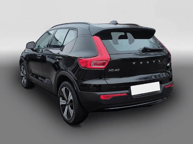 Gebraucht Volvo XC40 Core 169 kW (231 PS) 2023 Schwarz SUV
