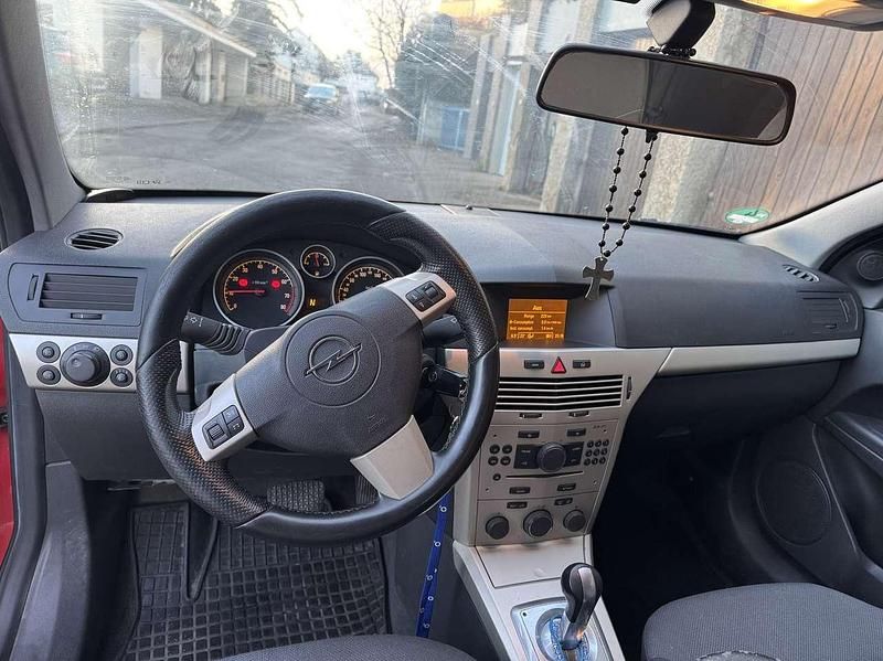 Gebraucht Opel Astra 116 PS (85 kW) 2007 Coupé