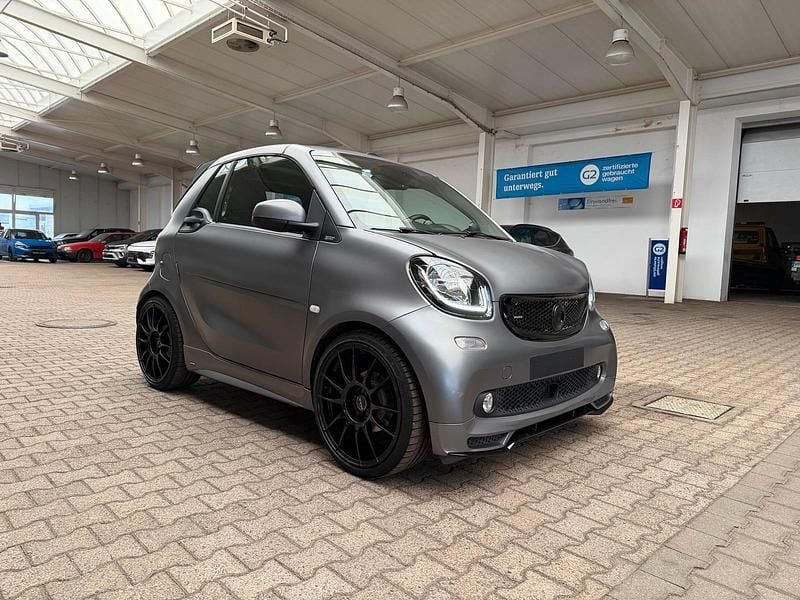 Grau Gebraucht 2018 Smart ForTwo Electric Drive Brabus Cabrio | 12.000 € (Etwas zu teuer) - Bild 1/4
