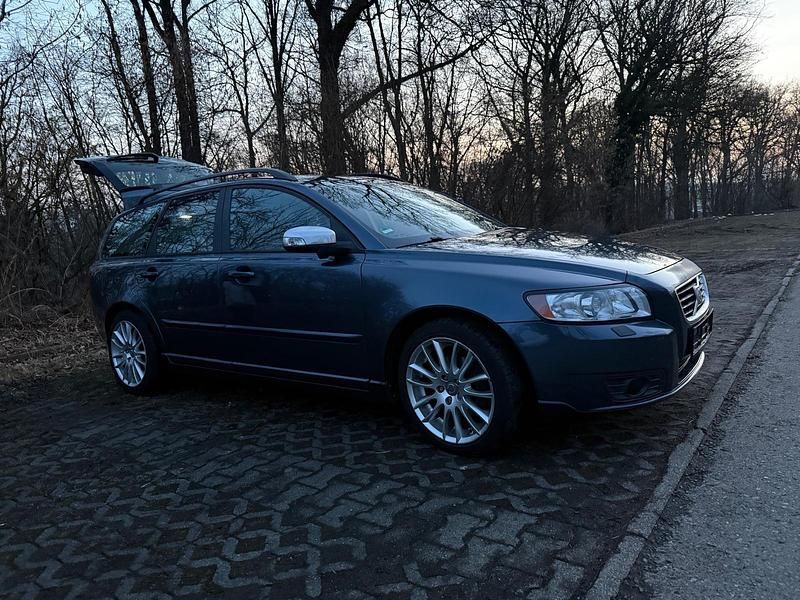 Gebraucht Volvo V50 140 PS (102 kW) 2008 Grün Kombi