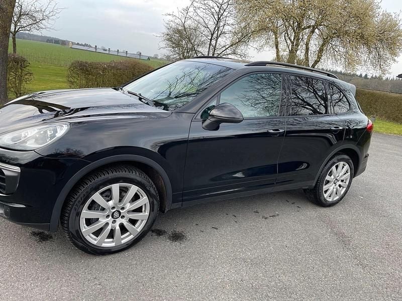 Gebraucht Porsche Cayenne 262 PS (192 kW) 2015 Schwarz SUV