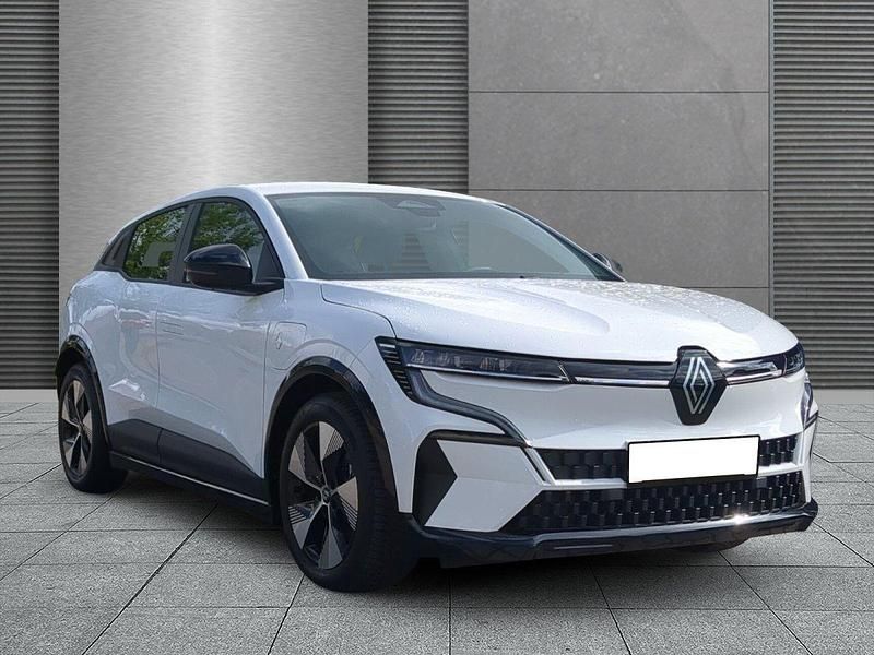 Gebraucht Renault Mégane Equilibre 96 kW (131 PS) 2022 Arktisweiß Limousine