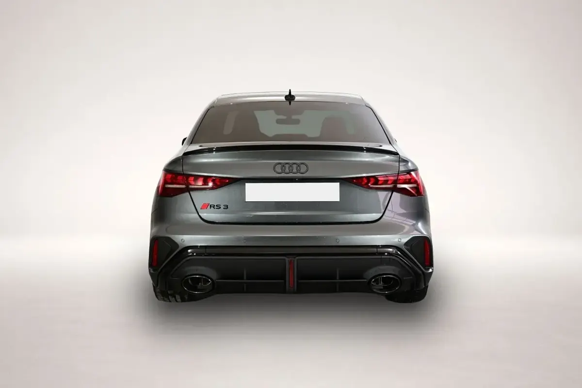 Gebraucht Audi RS3 400 PS (294 kW) 2026 Grau Limousine