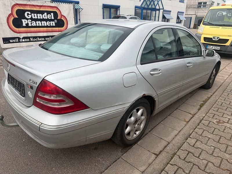 Gebraucht Mercedes C200 2002 Silber Limousine