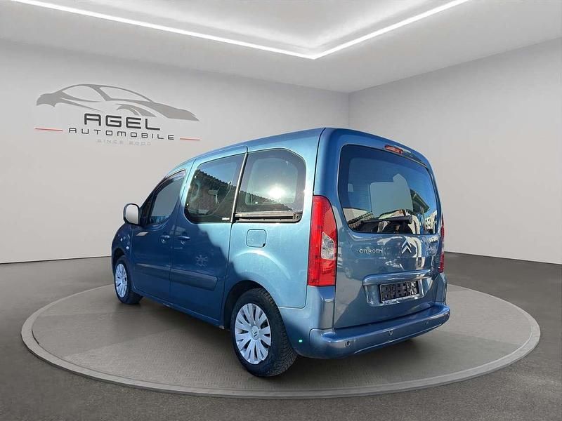 Gebraucht Citroën Berlingo 109 PS (80 kW) 2008 Kyanos/metallic Van / Kleinbus