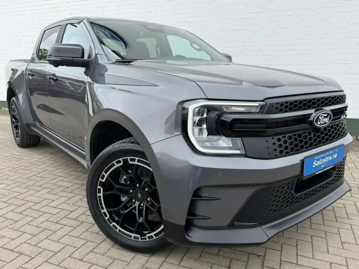 Neu Ford Ranger 281 PS (206 kW) 2026 Grau Pickup