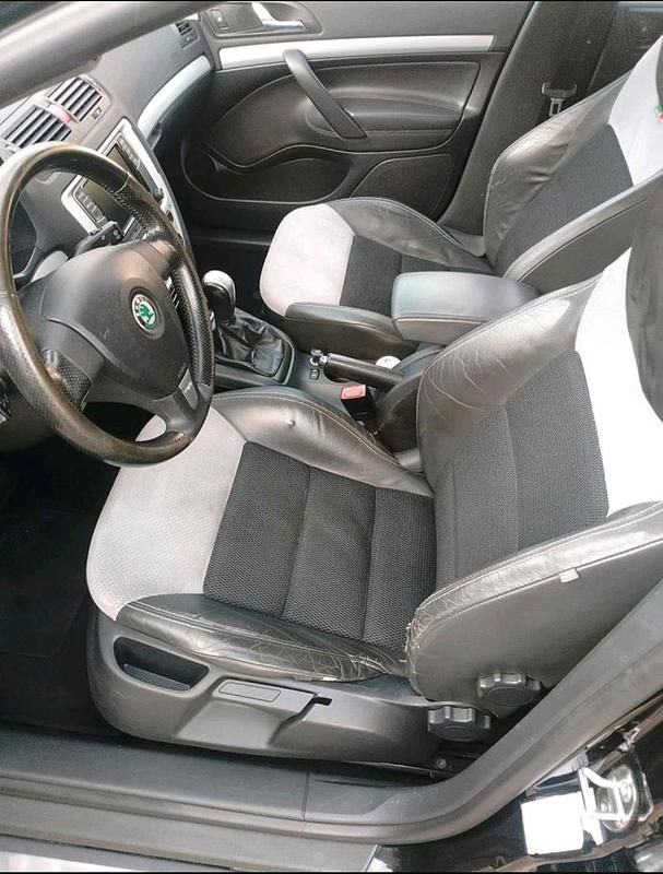 Second-hand Skoda Octavia RS 170 CP (125 kW) 2006 Negru Break