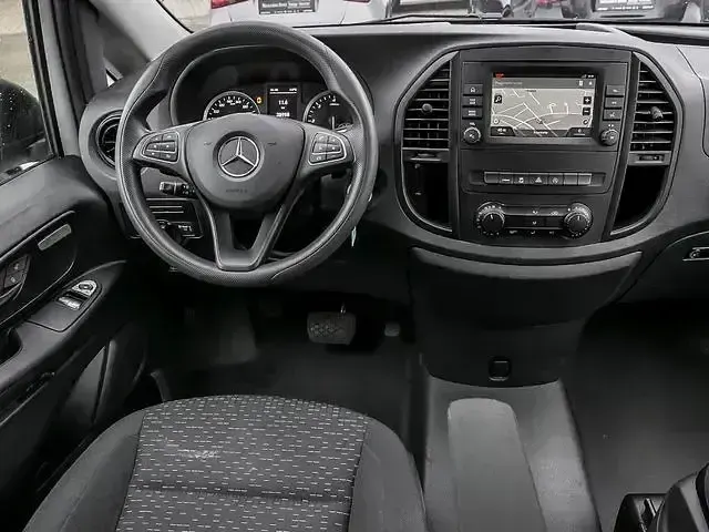 Gebraucht Mercedes Vito 136 PS (100 kW) 2022 Weiß Van