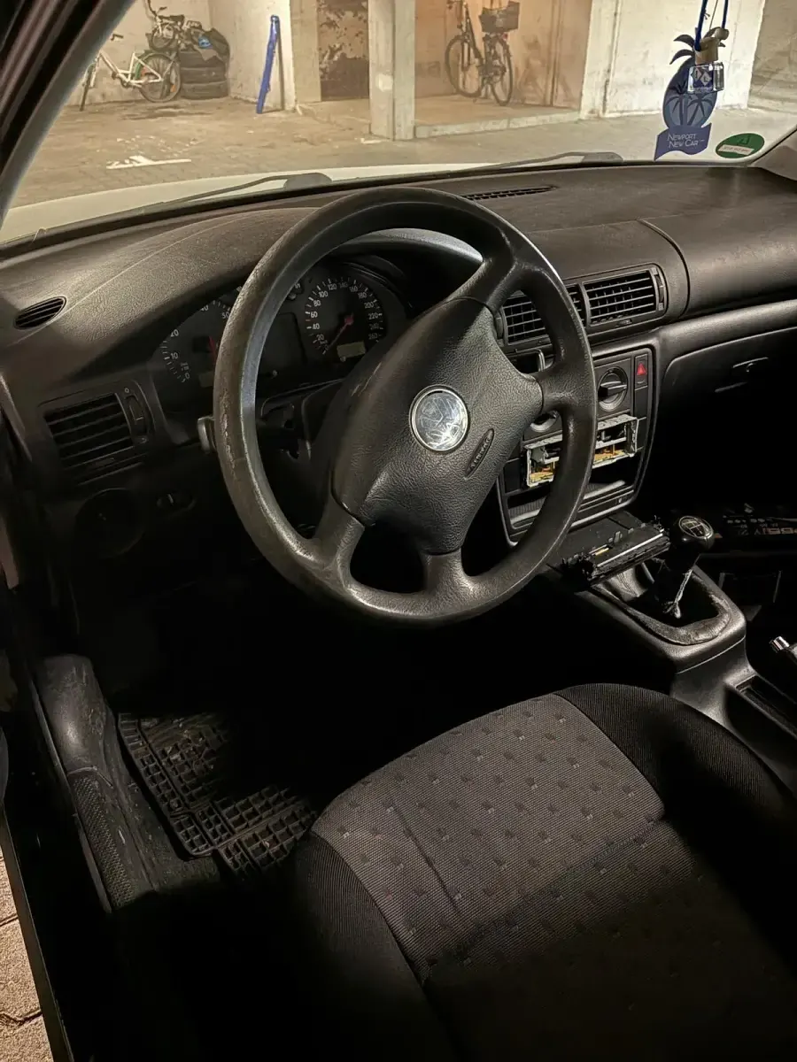 Gebraucht VW Passat 101 PS (74 kW) 1998 Kombi