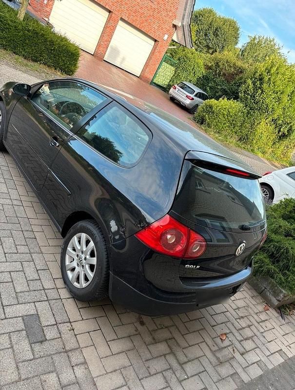 Gebraucht VW Golf V 102 PS (75 kW) 2005 Kleinwagen