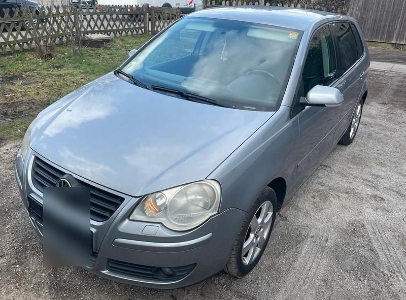 Gebraucht VW Polo 80 PS (58 kW) 2008 Grau Kleinwagen