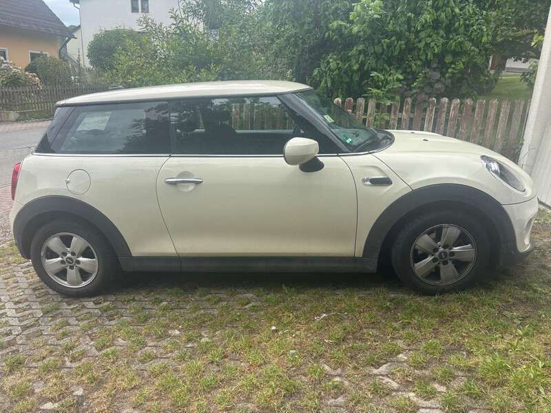 Weiß Gebraucht 2020 Mini ONE Pepper Kleinwagen | 12.000 € (Guter Preis) - Bild 1/4