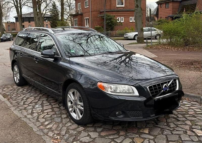 Gebraucht Volvo V70 Summum 163 PS (119 kW) 2012 Grau Kombi