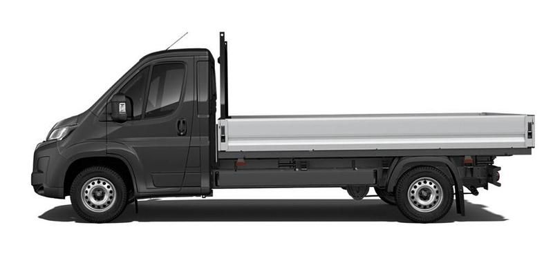 Neu Opel Movano 179 PS (131 kW) 2026 Grau metallic Van