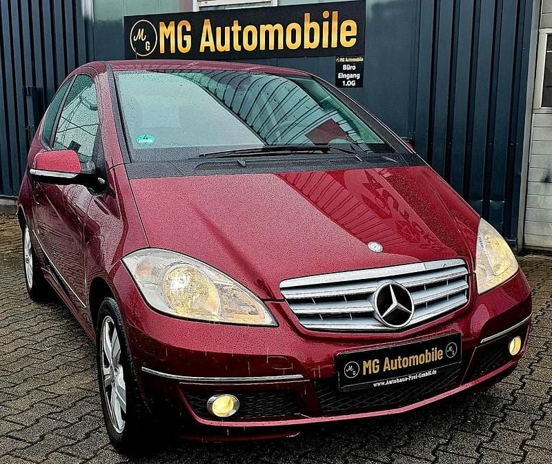 Gebraucht Mercedes A150 95 PS (69 kW) 2008 Rot Kleinwagen