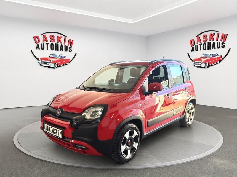 Gebraucht Fiat Panda Red 71 PS (52 kW) 2022 Rot Kleinwagen