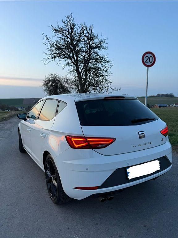 Gebraucht Seat Leon ST FR 125 PS (91 kW) 2017 Weiß Kombi