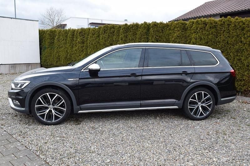 Gebraucht VW Passat Alltrack 190 PS (139 kW) 2017 Schwarz Kombi