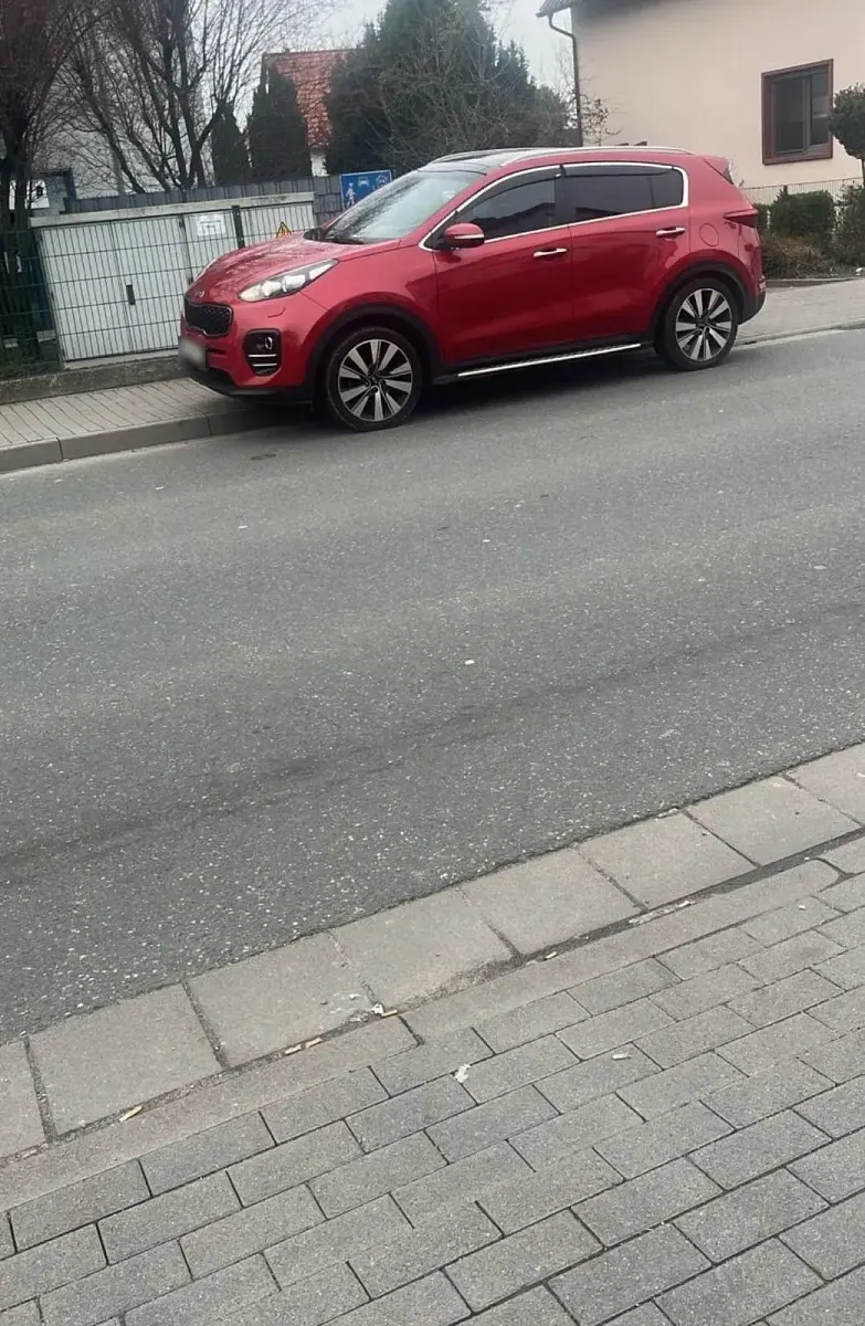Gebraucht Kia Sportage 116 PS (85 kW) 2017 Rot SUV