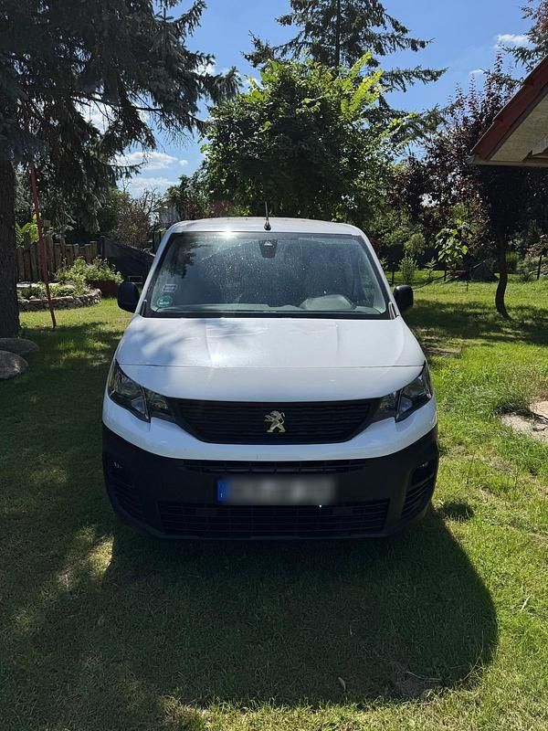 Gebraucht 2020 Peugeot Partner Van / Kleinbus | 13.800 € (Fairer Preis) - Bild 1/4