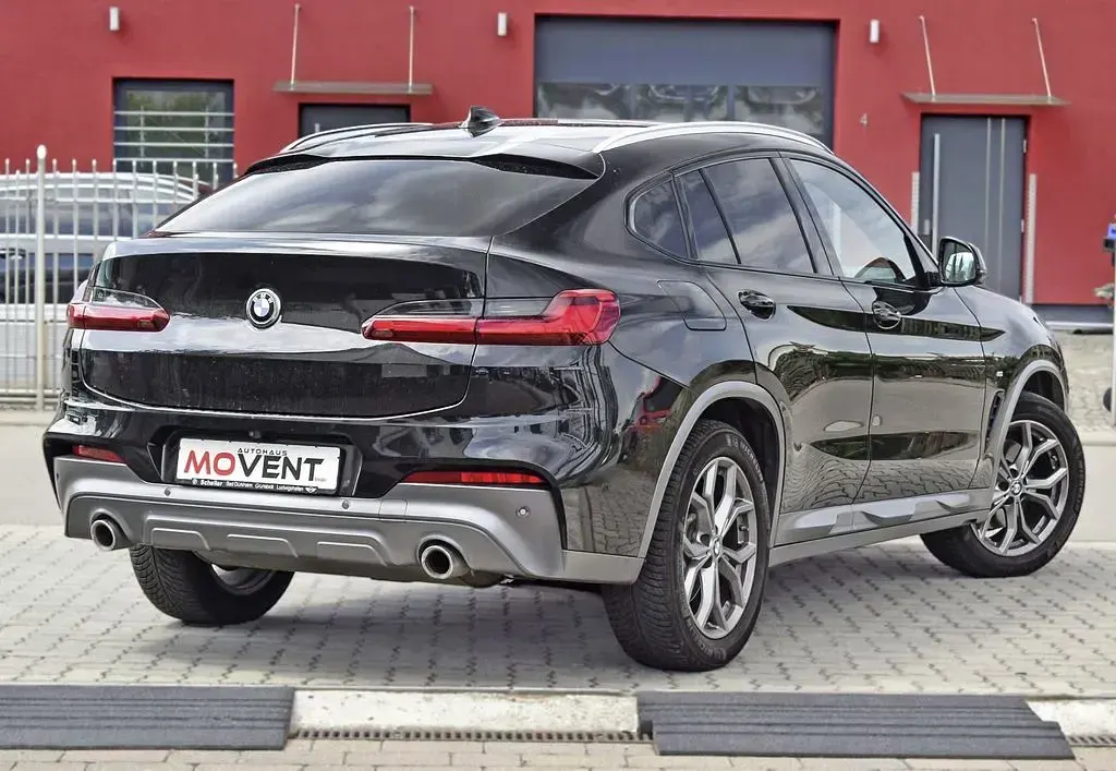 Gebraucht BMW X4 M Sport 252 PS (185 kW) 2021 Schwarz SUV