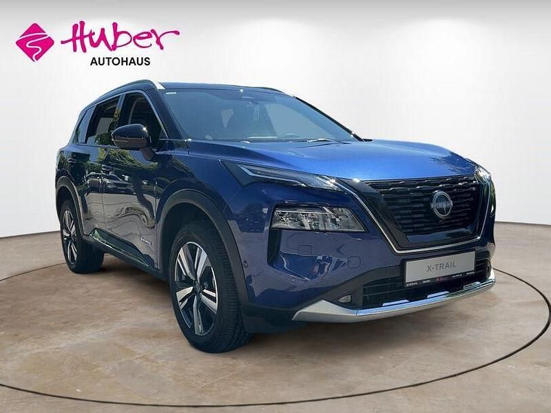 Blau Neu 2025 Nissan X-Trail Tekna+ SUV | 41.790 € - Bild 1/4