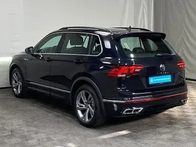 Gebraucht VW Tiguan R-line 150 PS (110 kW) 2021 Schwarz, SUV