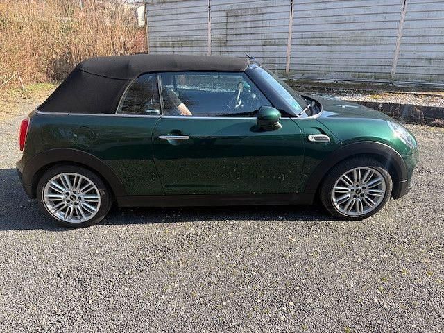 Gebraucht Mini Cooper 136 PS (100 kW) 2019 Grün Kleinwagen