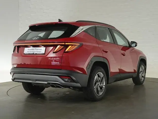 Gebraucht Hyundai Tucson 215 PS (158 kW) 2025 Rot SUV